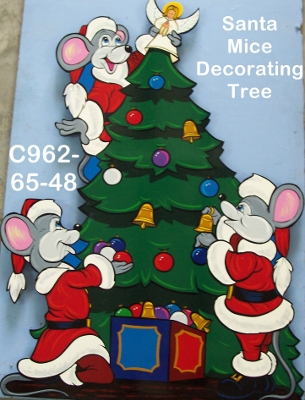 C962Santa Mice Decorating Tree