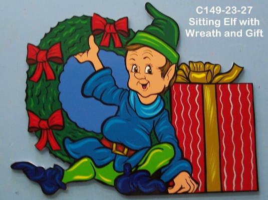 C149Sitting Elf with Wreath and Gift